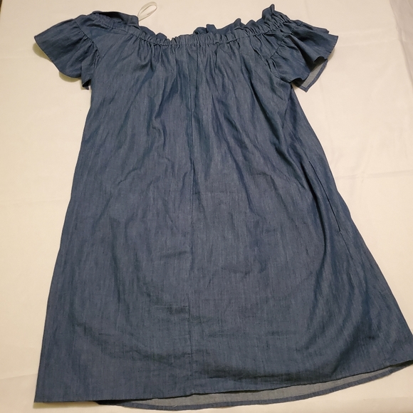 Corey lynn Carter off the shoulder denim dress - Picture 3 of 5